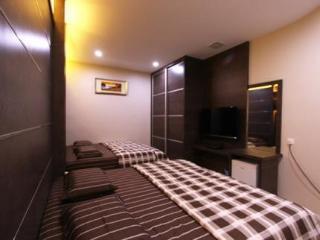 Ct Hotel Sitiawan Exterior foto