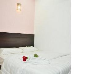 Ct Hotel Sitiawan Exterior foto